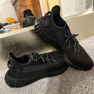 Yeezy “static black”